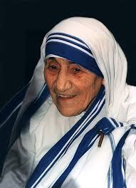  The first woman to receive the Nobel Prize – Mother Teresa