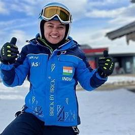  First person to win the international bronze medal in skiing – Aanchal Thakur