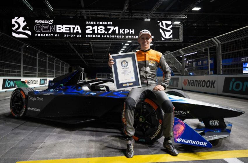 Formula E Car Sets Guinness World Record with 218 KM/H Indoor Speed Run
