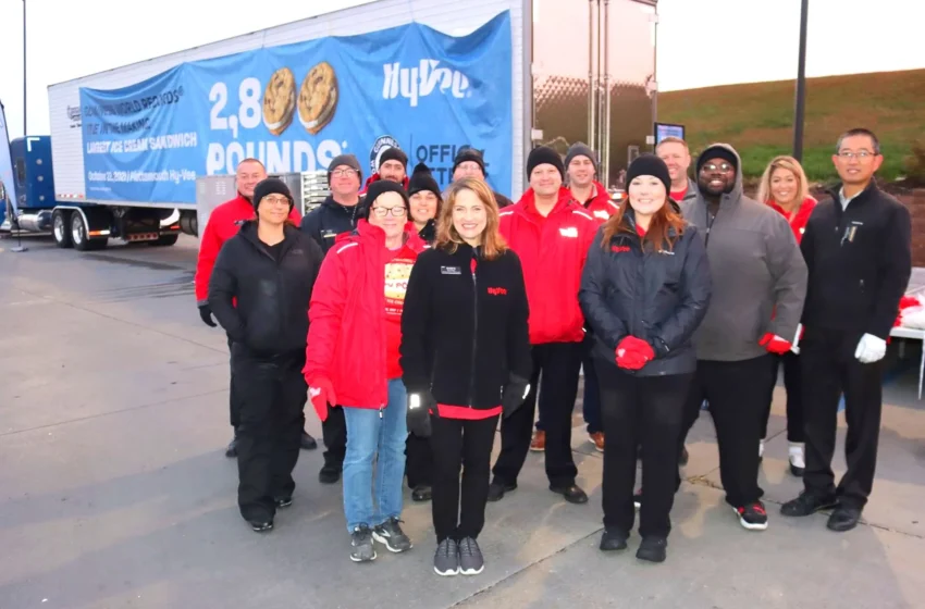  “Plattsmouth, Nebraska Sets World Record with Largest Ice Cream Sandwich Ever Made!”