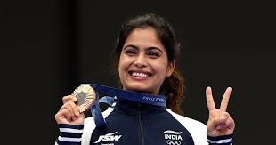  “Manu Bhaker Wins 10m Air Pistol Gold and Mixed Team Gold at 2018 World Cup in Mexico”