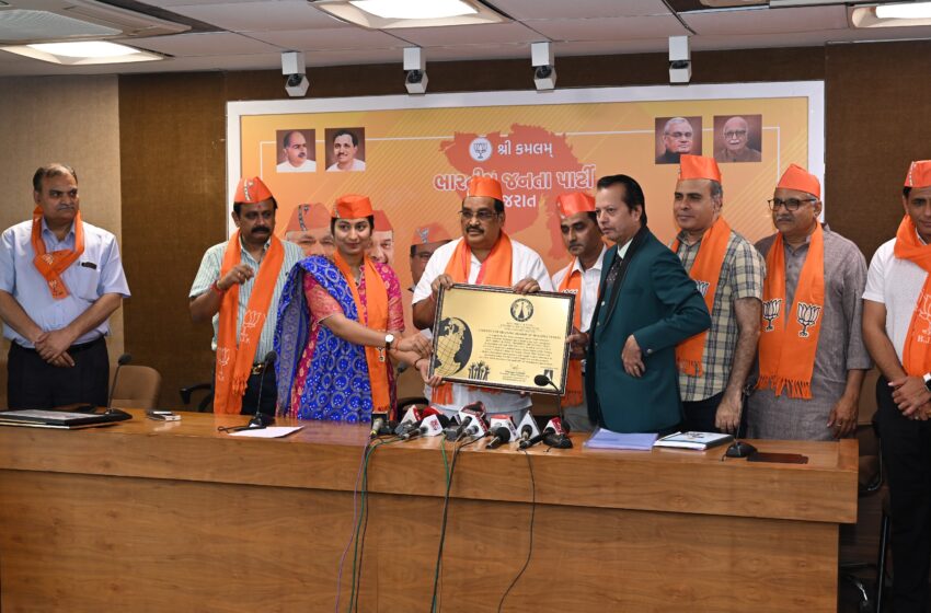  Massive CPR Training Drive in Gujarat Sets New World Record with 45,027 Trained in a Day