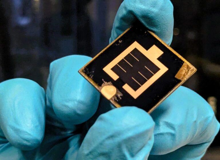  Record-Breaking Solar Cell Developed by Berlin Researchers Achieves 24.6% Efficiency