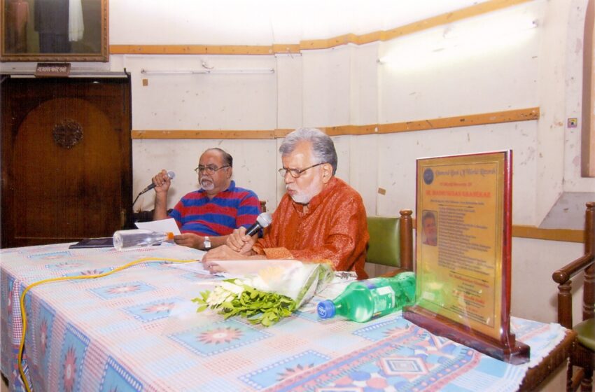  Dr. Madhusudan Ghanekar and Mr. Kiran Gandhi Set Record with 50 Hindi Movie Songs Duet in Pune