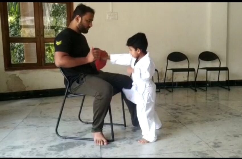  Mumbai Boy Sets Record with 101 Boxing Punches in 30 Seconds