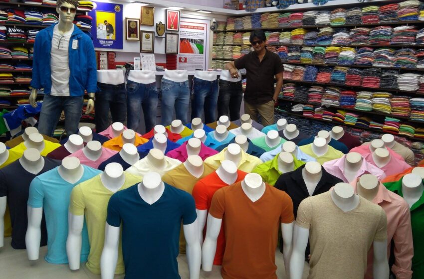  “The MBO Store” Sets New Record with 72 Mannequins in Just 456 Sq. Ft. Retail Space