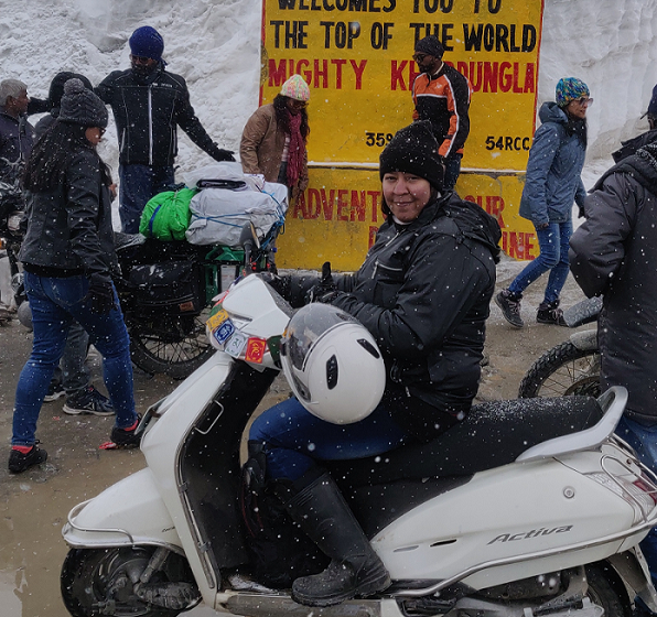  Vijayata Tolani Sets New Record with 4,860 km Activa Scooter Ride to Leh and Back