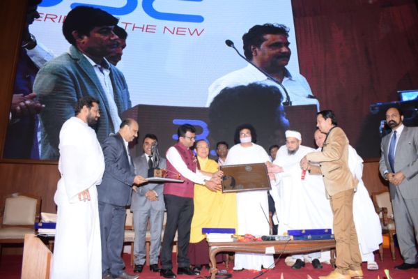  “Record-Breaking Social Impact: Dr. Aneel Murarka’s 61 Initiatives Transform Lives of 1.5 Lakh+”