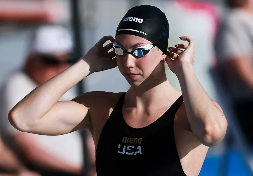  “American Star Gretchen Walsh Smashes 100m Butterfly World Record”