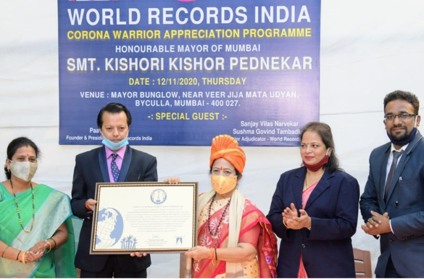  Mumbai Mayor Kishori Pednekar Honored for Returning to Nursing Duty During COVID-19 Crisis