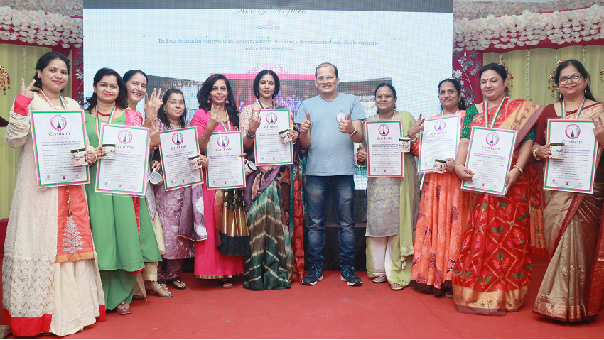  100 Female Singers Set World Record with 200 Nonstop Bollywood Songs in 16 Hours