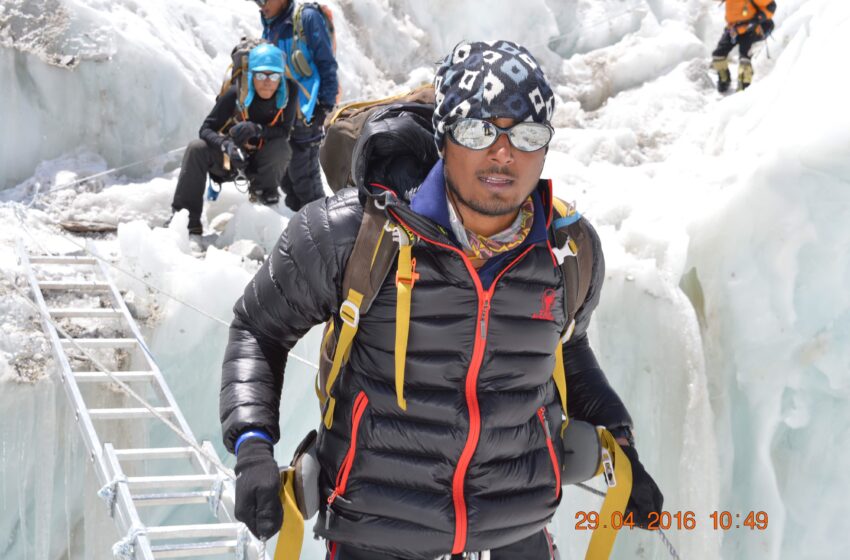  Youngest Indian Man Narender Singh Summits Mount Everest South Side, Nepal