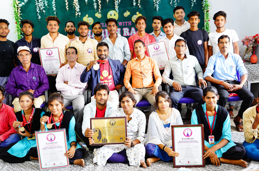  “Smile with Harish Raj Team” Sets New World Record with 121 Happiness Seminars Across Chhattisgarh