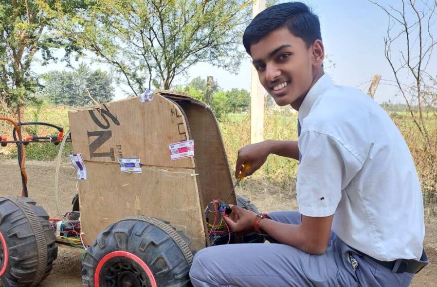  Teen Inventor Builds ‘KrushiBot’ to Ease Farmers’ Burden, Inspired by Uncle’s Struggles