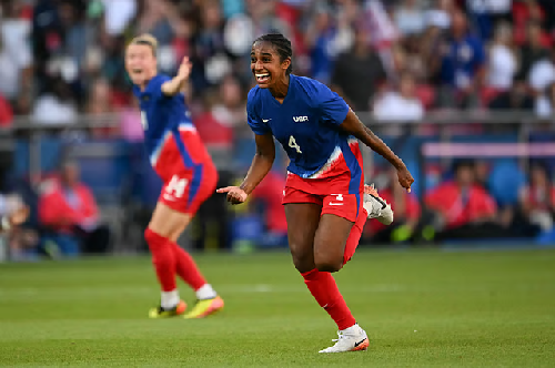  Chelsea Signs Naomi Girma in World-Record Transfer for Women’s Football