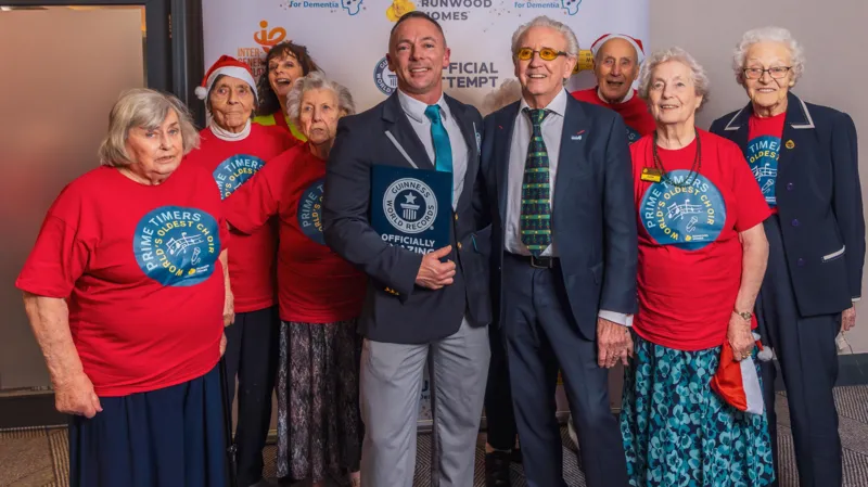  Warwickshire Choir Breaks Guinness World Record as Oldest in the World