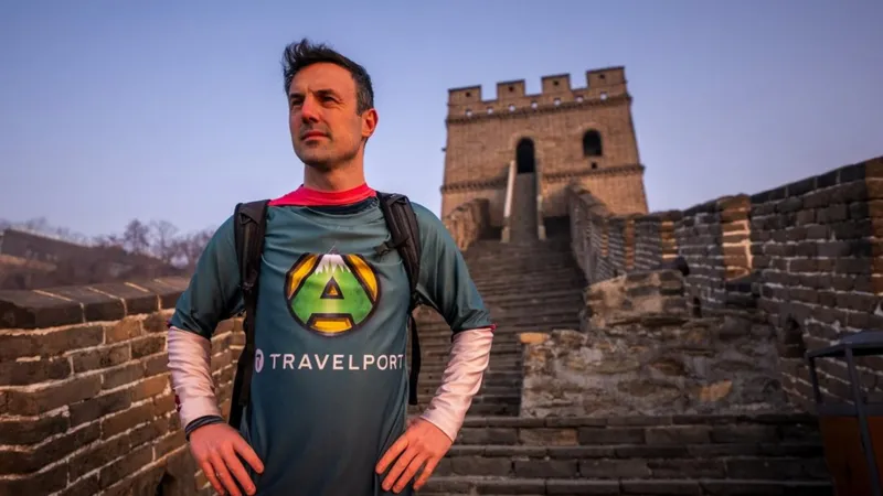  “Adventureman” Jamie McDonald Smashes World Record, Visits Seven Wonders in Six Days