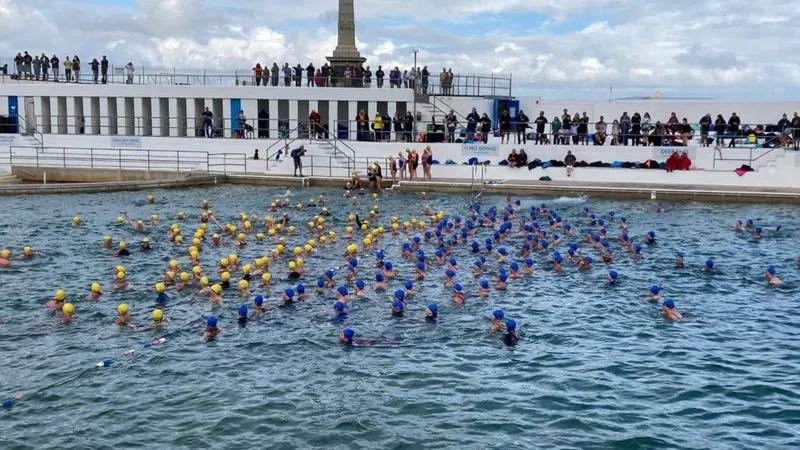  Penzance Swimmers Aim for World Record with Synchronized Ukraine Tribute