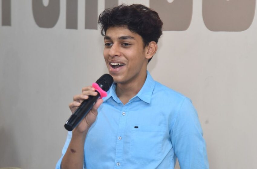  19-Year-Old Mahmood Akram Sets World Records by Mastering 400 Languages