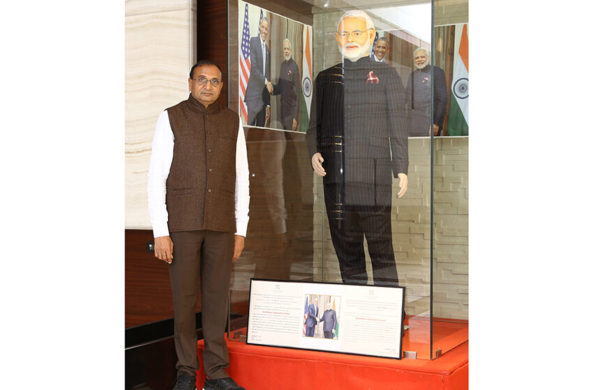  World’s Most Expensive Suit Sold at Auction for Ganga Clean-Up Sets Record in Surat
