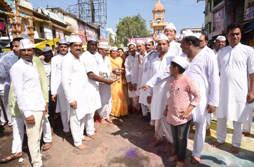  “Unity in Tradition: Lalitpur’s 50,000-Strong Nehru Cap Procession Sets New World Record”
