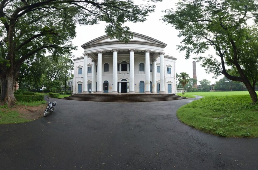  William Carey Opens India’s First Modern Missionary University at Serampore