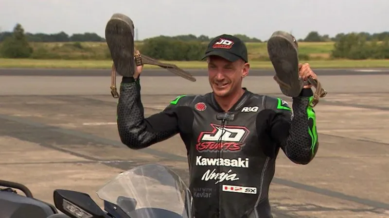  Stunt Rider Sparks New World Record with Daring High-Speed Drag
