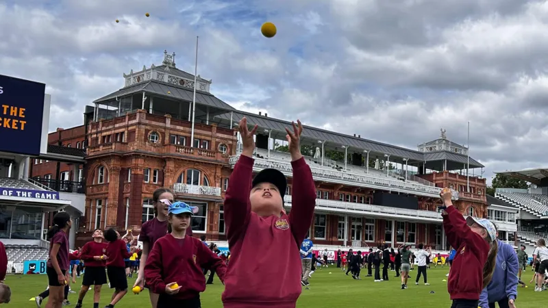  Chance to Shine Sets Guinness World Record for World’s Biggest Cricket Lesson at Lord’s