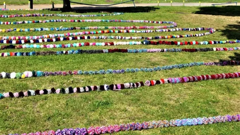  Brandon, Suffolk, Knits Up New Guinness World Record with Over 45,000 Pompoms