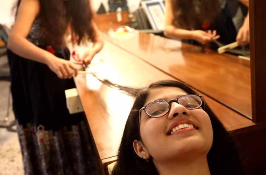 Gujarat Teen Nilanshi Patel Sets World Record for Longest Hair on a Teenager