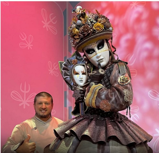  Ex-Boxer-Turned-Pastry Chef Creates Edible Masterpieces