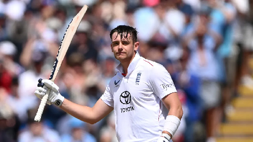  Jamie Smith Breaks World Record as Fastest Wicketkeeper to 1000 Test Runs by Balls Faced