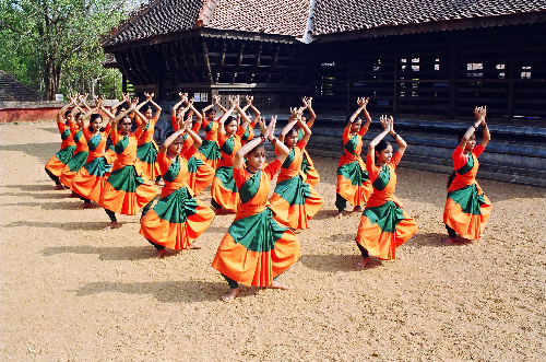  Kerala Kalamandalam: India’s First Revivalist Dance School Founded in 1930