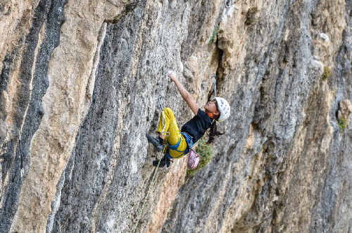  Nine-Year-Old Climbs into History, Becomes Youngest Ever to Conquer Grade 5.14b (8c)