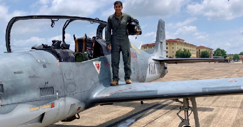  Sharleen Kaur Harzall Soars as First Sikh Female Pilot in U.S. Air Force