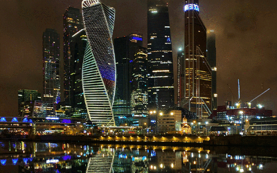  Singapore Sets Triple Guinness World Record with Dazzling Projection Show on UOB Plaza