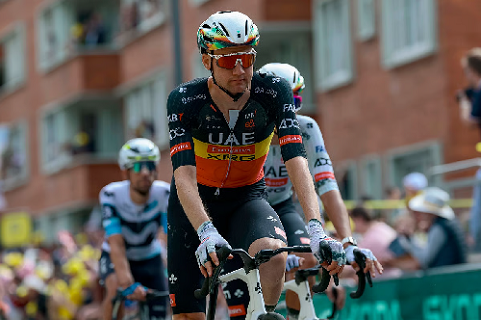  UAE Team Emirates Unveils AI-Designed Cycling Helmet at Tour de France 2025