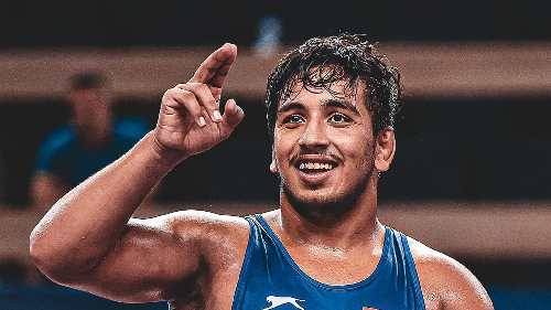  “From Orphan to Champion: Hardeep Singh Makes History in World Wrestling”