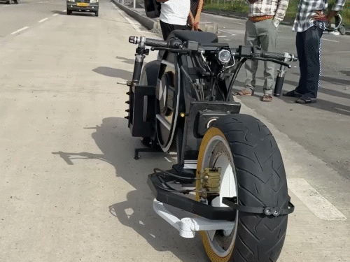  Indian Students Build India’s First AI-Powered Bike ‘Garuda’