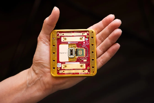  Microsoft Builds Superchip So Powerful, It Has to Live in a Freezer