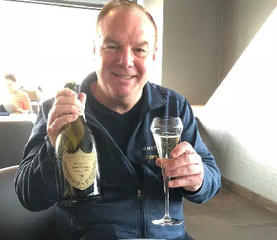  Man Who Bought Airline’s Lifetime Pass Saves $2.37 Million, Flies Over 20 Million Miles