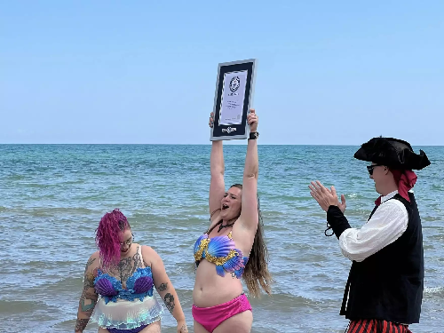  Oscoda Sets Guinness World Record for Largest Gathering of Merpeople