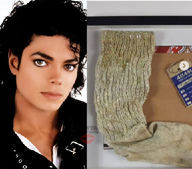  Michael Jackson’s Old Stained Sock Sells for Over $8,000 at Auction