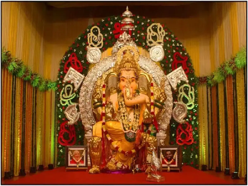  GSB Seva Mandal’s Ganesh Idol Gets Multi-Crore Insurance Cover, Remains India’s Richest Pandal