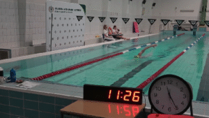 Polish Swimmer Karolina Szczepaniak Sets Guinness World Record With 149 km Swim in 48 Hours