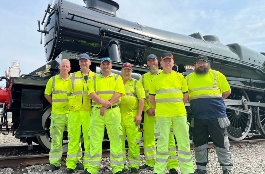  Derby’s “Greatest Gathering” Railway Festival Sets World Record for Largest Train Display