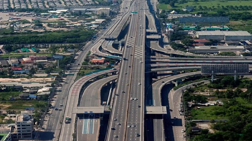  Bangkok’s Bang Na Expressway: One of the World’s Longest Road Bridges