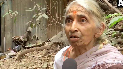  83-Year-Old Dr. Hema Sane Proves It’s Possible to Live a Lifetime Without Electricity