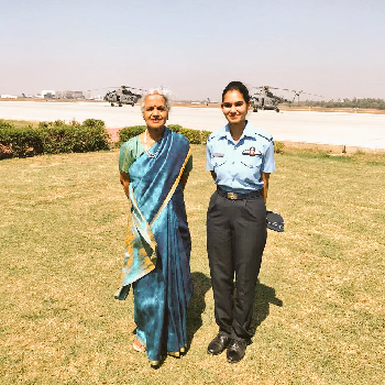  IAF Makes History: Padma Bandopadhyay and Avani Chaturvedi Celebrate Milestones