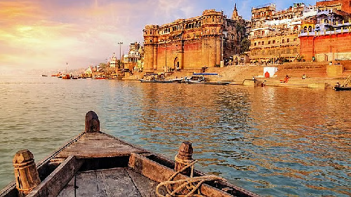 Varanasi Becomes India’s No.1 Tourism Hub, Surpassing Jaipur and Goa